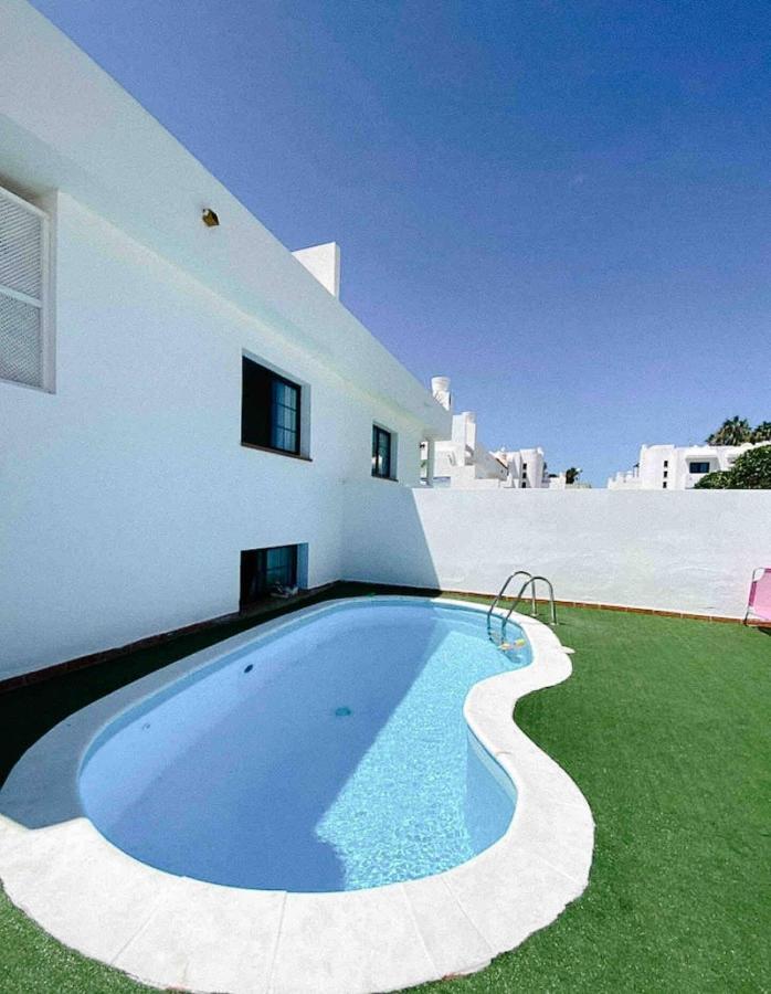 Long Beach Surf House Corralejo Eksteriør billede
